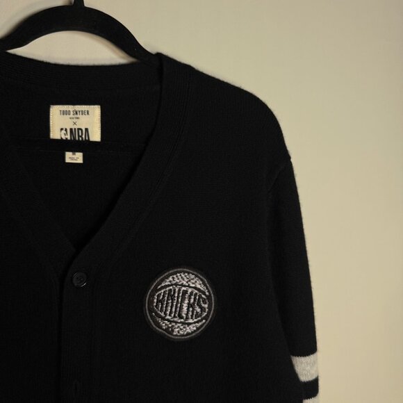 Todd Snyder x NBA Knicks Cashmere Cardigan - Picture 2 of 4